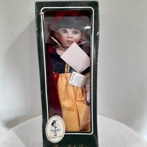 Geppeddo Snow White Fairy Tale Series Doll In Box